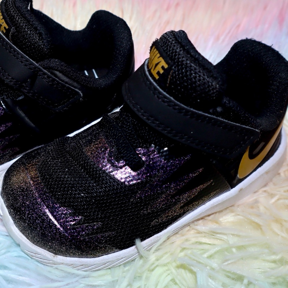 Baby sneakers Nike size 5